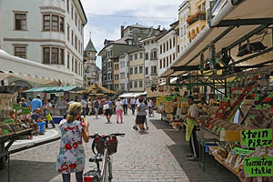 Bozen, Südtirol, Obstmarkt - [Nr.: bozen-obstmarkt-033.jpg] - © 2014 www.drescher.it