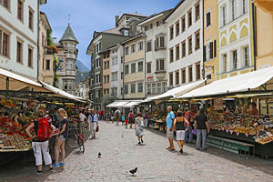 Bozen, Südtirol, Obstmarkt - [Nr.: bozen-obstmarkt-036.jpg] - © 2014 www.drescher.it
