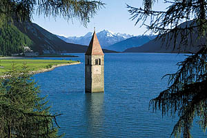 Der Grauner Turm im Reschensee - [Nr.: grauner-turm-reschensee-004.jpg] - © 2004 www.drescher.it