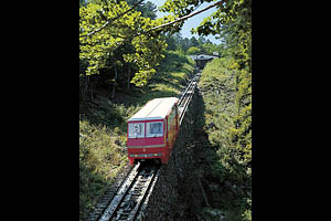 Mendelpass, Südtirol, Mendelbahn - [Nr.: mendelpass-mendelbahn-003.jpg] - © 2002 www.drescher.it