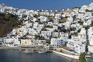 Astypalea, Chora,  Pera Gialos, Hafen - [Nr.: astypalea-chora-147.jpg] - © 2017 www.drescher.it