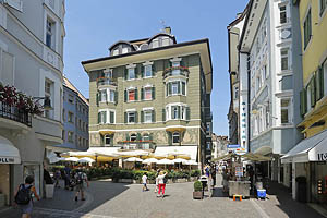 Bozen, Südtirol, Gothestraße - [Nr.: bozen-goethestrasse-003.jpg] - © 2014 www.drescher.it