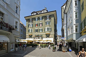 Bozen, Südtirol, Gothestraße - [Nr.: bozen-goethestrasse-004.jpg] - © 2014 www.drescher.it