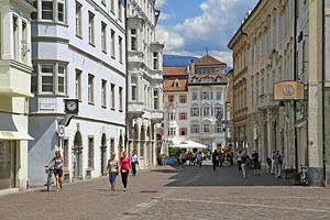 Bozen, Südtirol, Mustergasse - [Nr.: bozen-mustergasse-008.jpg] - © 2014 www.drescher.it