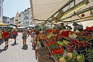 Bozen, Südtirol, Obstmarkt - [Nr.: bozen-obstmarkt-006.jpg] - © 2014 www.drescher.it