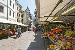 Bozen, Südtirol, Obstmarkt - [Nr.: bozen-obstmarkt-008.jpg] - © 2014 www.drescher.it