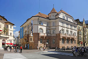 Bozen, Südtirol, Ötzi Museum - [Nr.: bozen-oetzi-museum-001.jpg] - © 2014 www.drescher.it