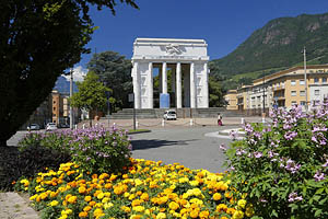 Bozen, Südtirol, Siegesdenkmal - [Nr.: bozen-siegesdenkmal-004.jpg] - © 2014 www.drescher.it