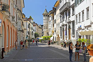 Bozen, Südtirol, Silbergasse - [Nr.: bozen-silbergasse-010.jpg] - © 2014 www.drescher.it