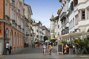 Bozen, Südtirol, Silbergasse - [Nr.: bozen-silbergasse-020.jpg] - © 2014 www.drescher.it