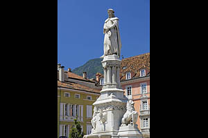 Bozen, Südtirol, Waltherplatz - [Nr.: bozen-waltherplatz-003.jpg] - © 2014 www.drescher.it