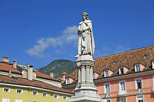 Bozen, Südtirol, Waltherplatz - [Nr.: bozen-waltherplatz-025.jpg] - © 2014 www.drescher.it