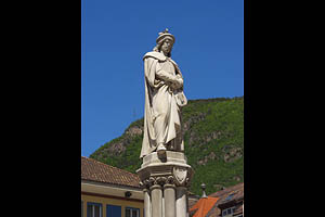 Bozen, Südtirol, Waltherplatz - [Nr.: bozen-waltherplatz-043.jpg] - © 2004 www.drescher.it