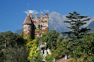 Die Brunnenburg in Dorf Tirol - [Nr.: dorf-tirol-brunnenburg-001.jpg] - © 2011 www.drescher.it