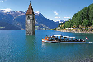 Der Grauner Turm im Reschensee - [Nr.: grauner-turm-reschensee-014.jpg] - © 2001 www.drescher.it