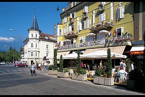 Meran Freiheitsstraße - [Nr.: meran-freiheitsstrasse-001.jpg] - © 1996 www.drescher.it