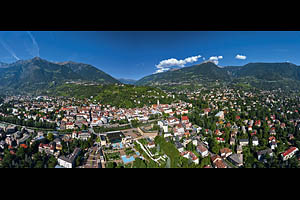 Meran Luftaufnahme - [Nr.: meran-luftaufnahme-001.jpg] - © 2010 www.drescher.it