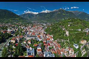 Meran Luftaufnahme - [Nr.: meran-luftaufnahme-003.jpg] - © 2010 www.drescher.it