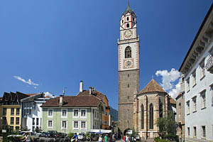 Meran Pfarrkirche St. Nikolaus - [Nr.: meran-pfarrkirche-st-nikolaus-002.jpg] - © 2015 www.drescher.it