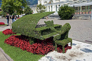 Meran Promenade, Blumenskulptur Klavier - [Nr.: meran-promenade-027.jpg] - © 2009 www.drescher.it