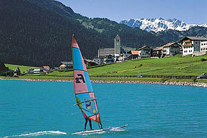 Reschensee, Windsurfer - [Nr.: reschensee-005.jpg] - © 1992 www.drescher.it