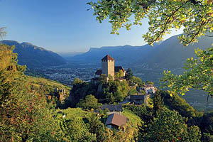 Schloss Tirol bei Meran - [Nr.: schloss-tirol-005.jpg] - © 2006 www.drescher.it