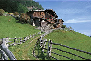 Bauernhof im Schnalstal - [Nr.: schnalstal-bauernhof-001.jpg] - © 1994 www.drescher.it