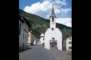 Taufers im Münstertal - [Nr.: taufers-im-muenstertal-020.jpg] - © 2001 www.drescher.it