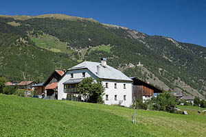 Taufers im Münstertal - [Nr.: taufers-im-muenstertal-022.jpg] - © 2012 www.drescher.it