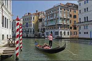 Venedig, Canale Grande, Gondel - [Nr.: venedig-037.jpg] - © 2017 www.drescher.it